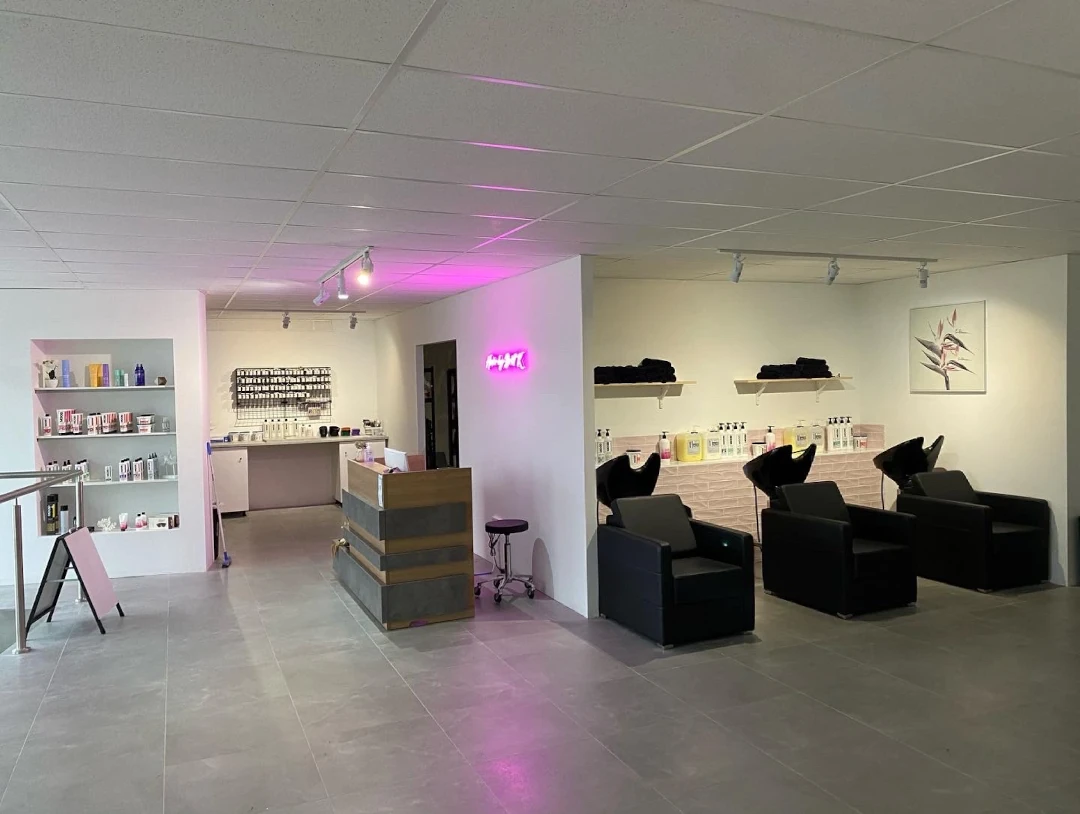 hair dresser electrical fit-out